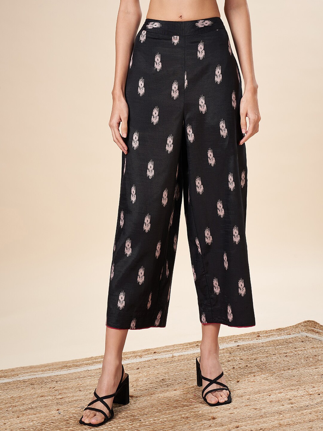 

Marigold Lane Floral Printed Cotton Straight Fit Palazzos, Black