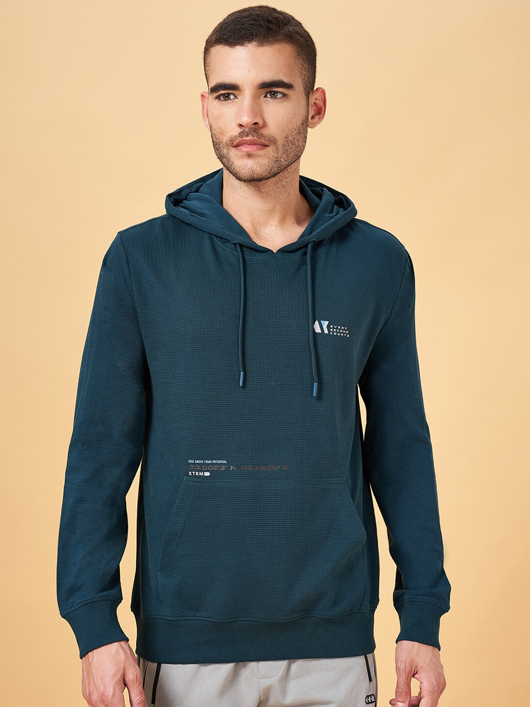

Ajile by Pantaloons Hooded Slim Fit Cotton T-shirt, Green