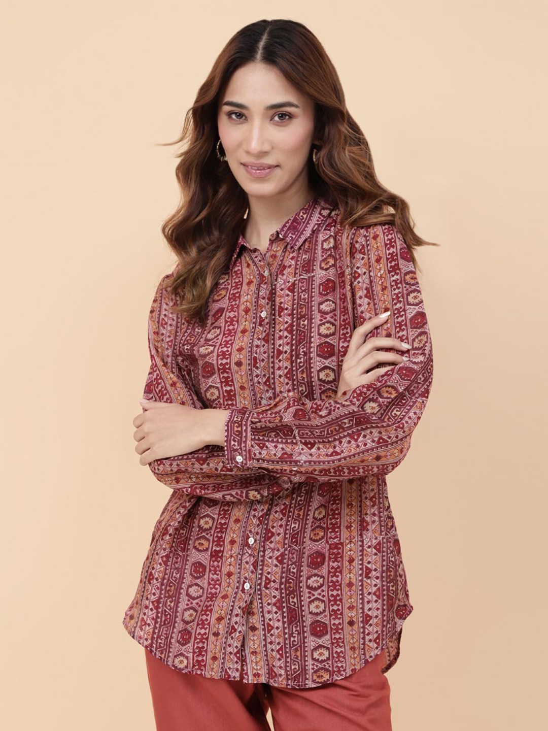 

Fabindia Ethnic Motifs Printed Spread Collar Casual Shirt, Pink