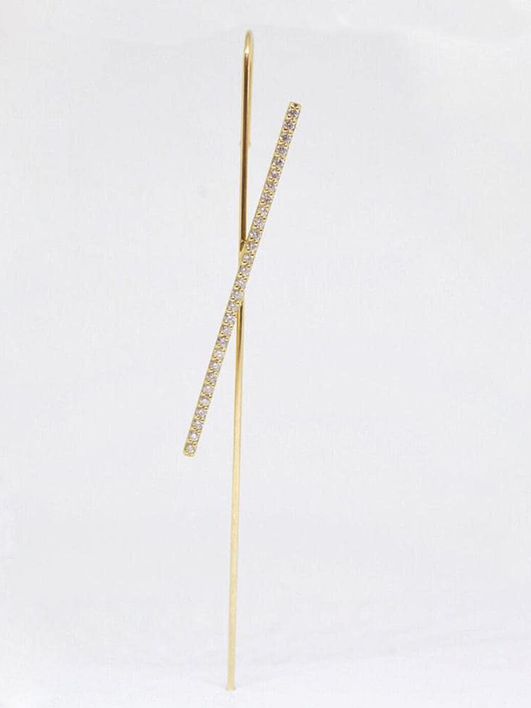 

Lyla Contemporary Ear Cuff Earrings, Na