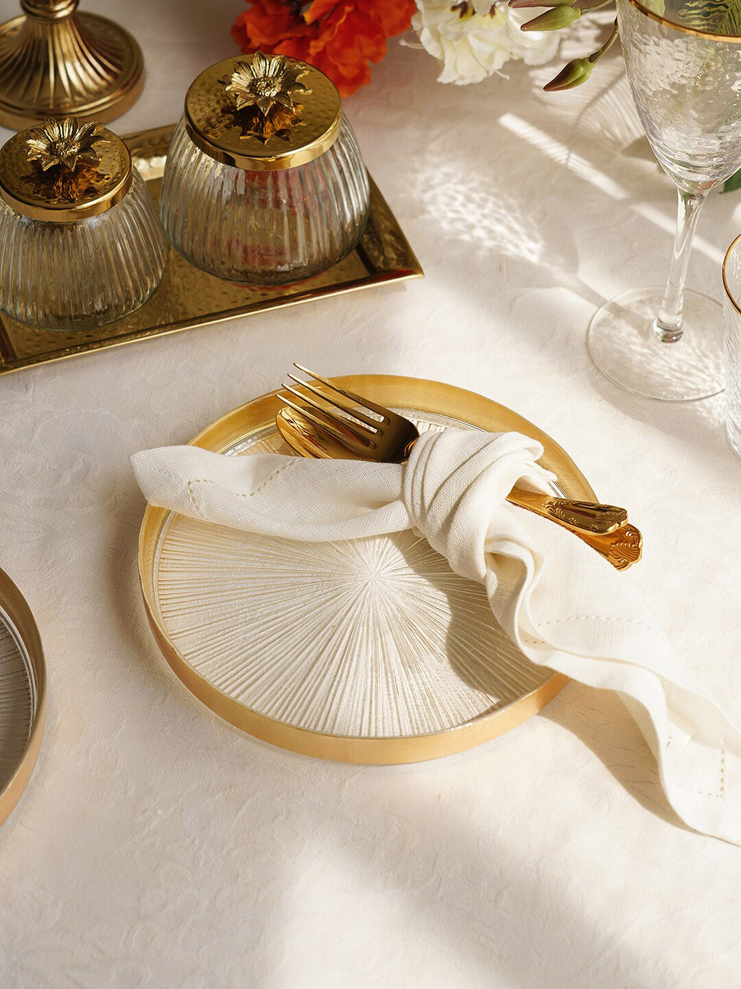 

Pure Home and Living Transparent & Gold-Toned 2 Pieces Textured Glass Glossy Plates