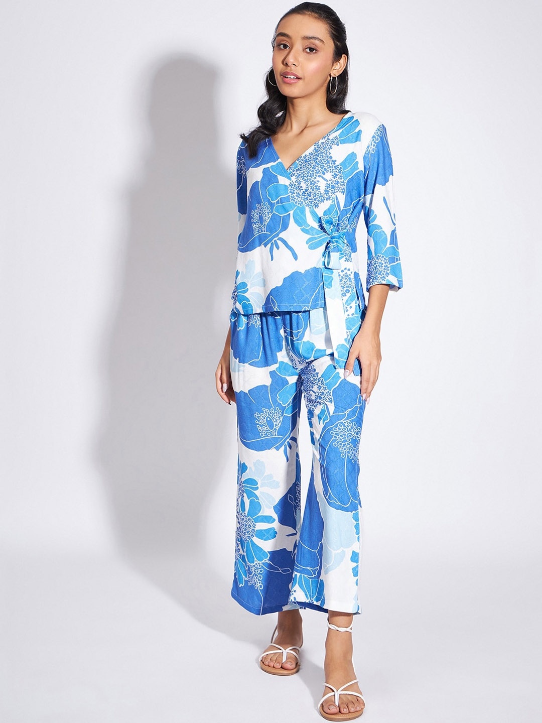 

luyk Girls Printed Top With Trousers, Blue