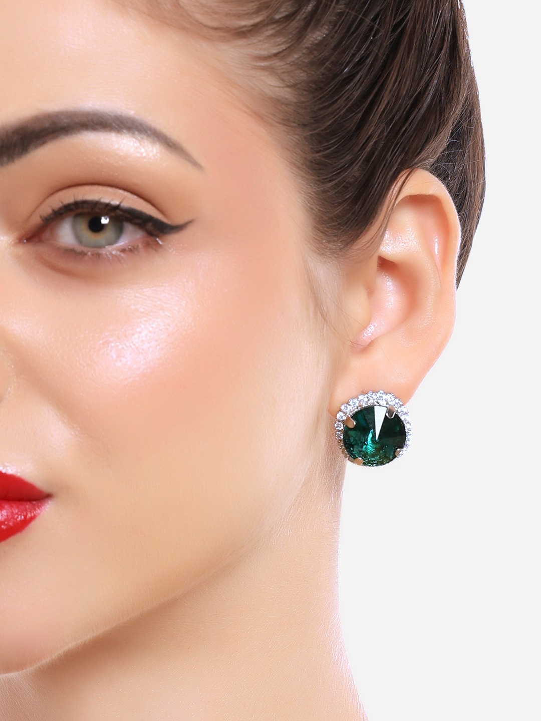 

Zaveri Pearls Gold Plated Stone Studded Stud Earrings, Silver