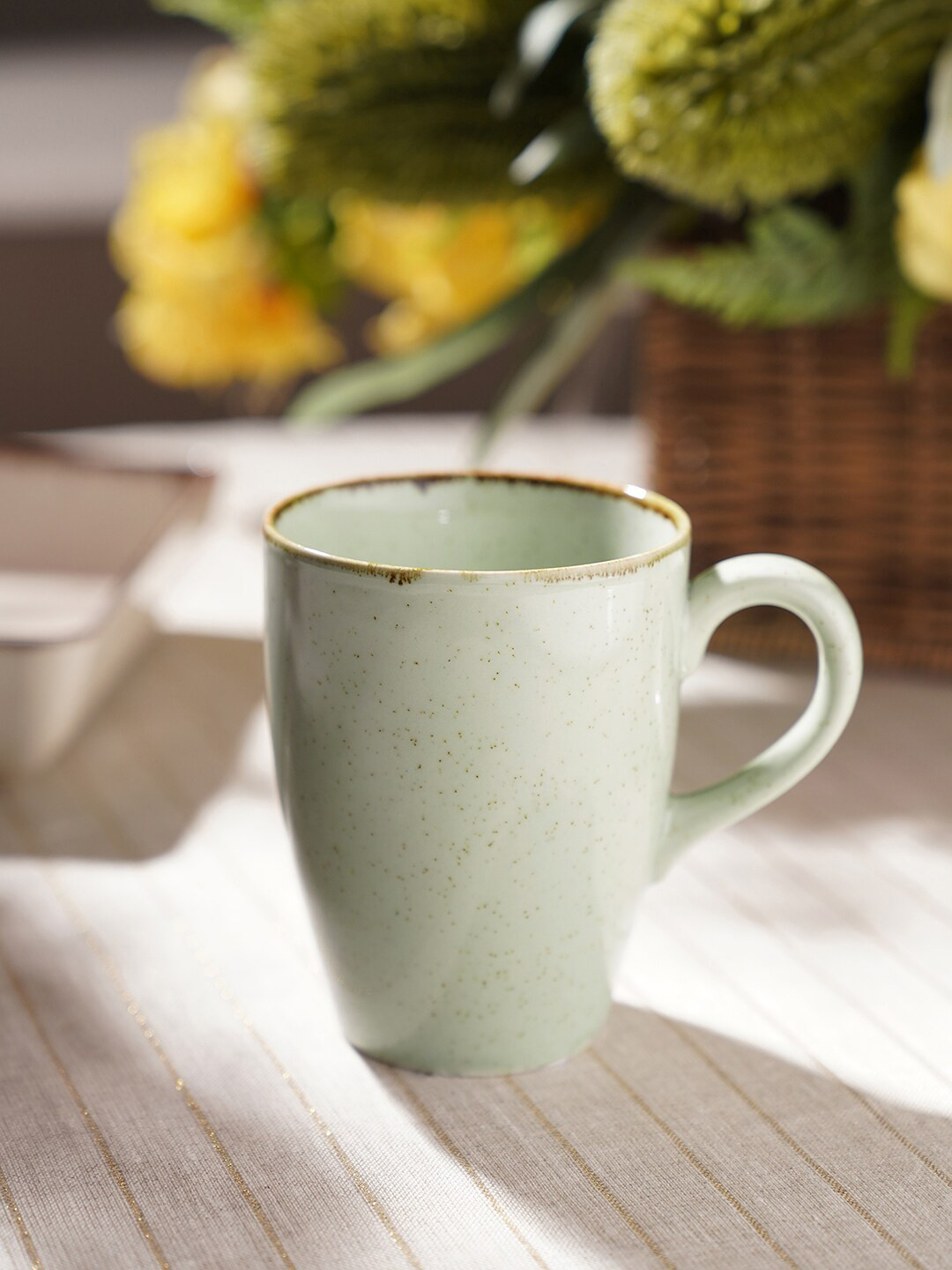 

Pure Home and Living Green & Gold-Toned Textured Porcelain Glossy Coffee Mug