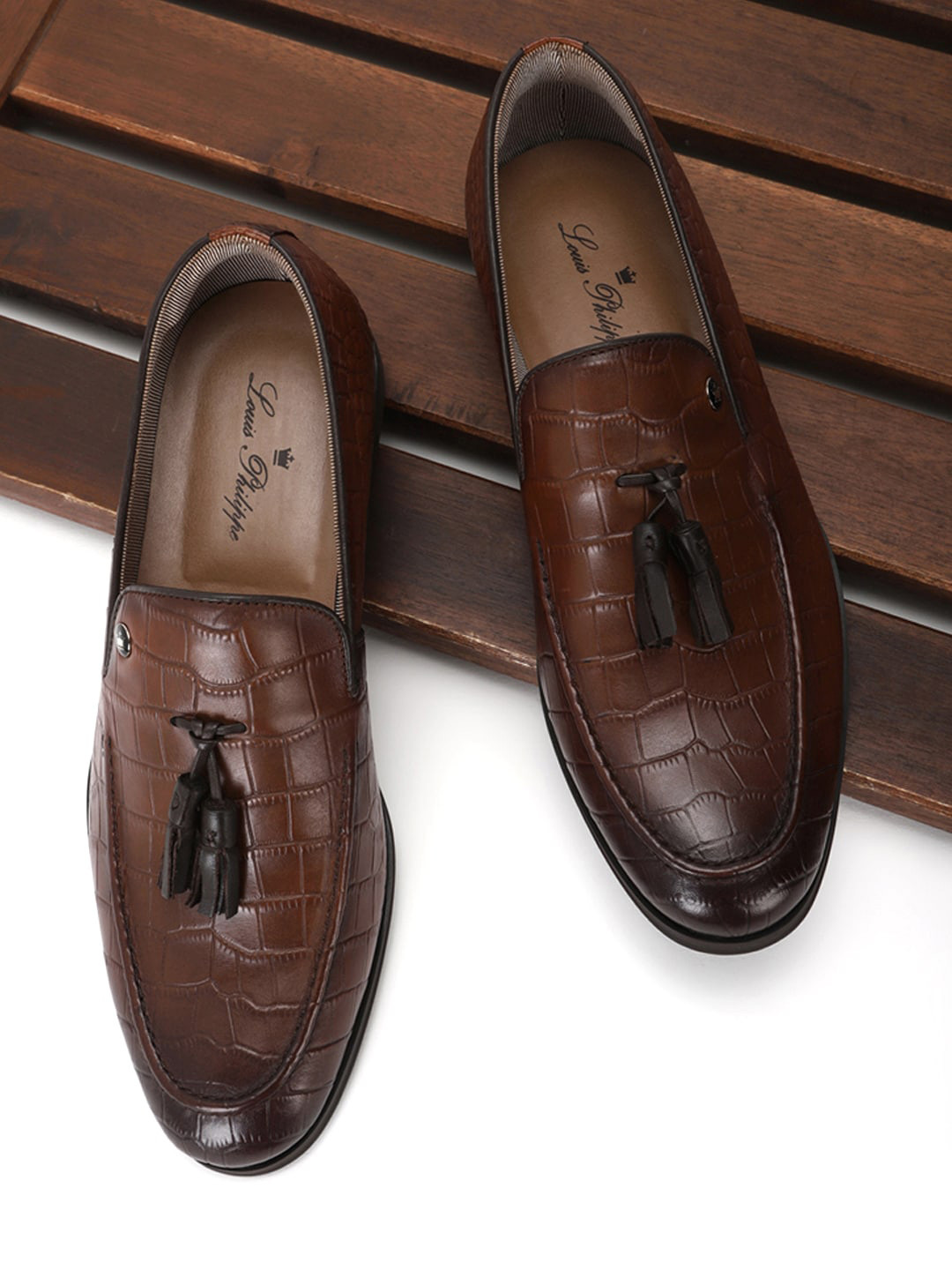 

Louis Philippe Sport Men Textured Leather Formal Loafers, Brown