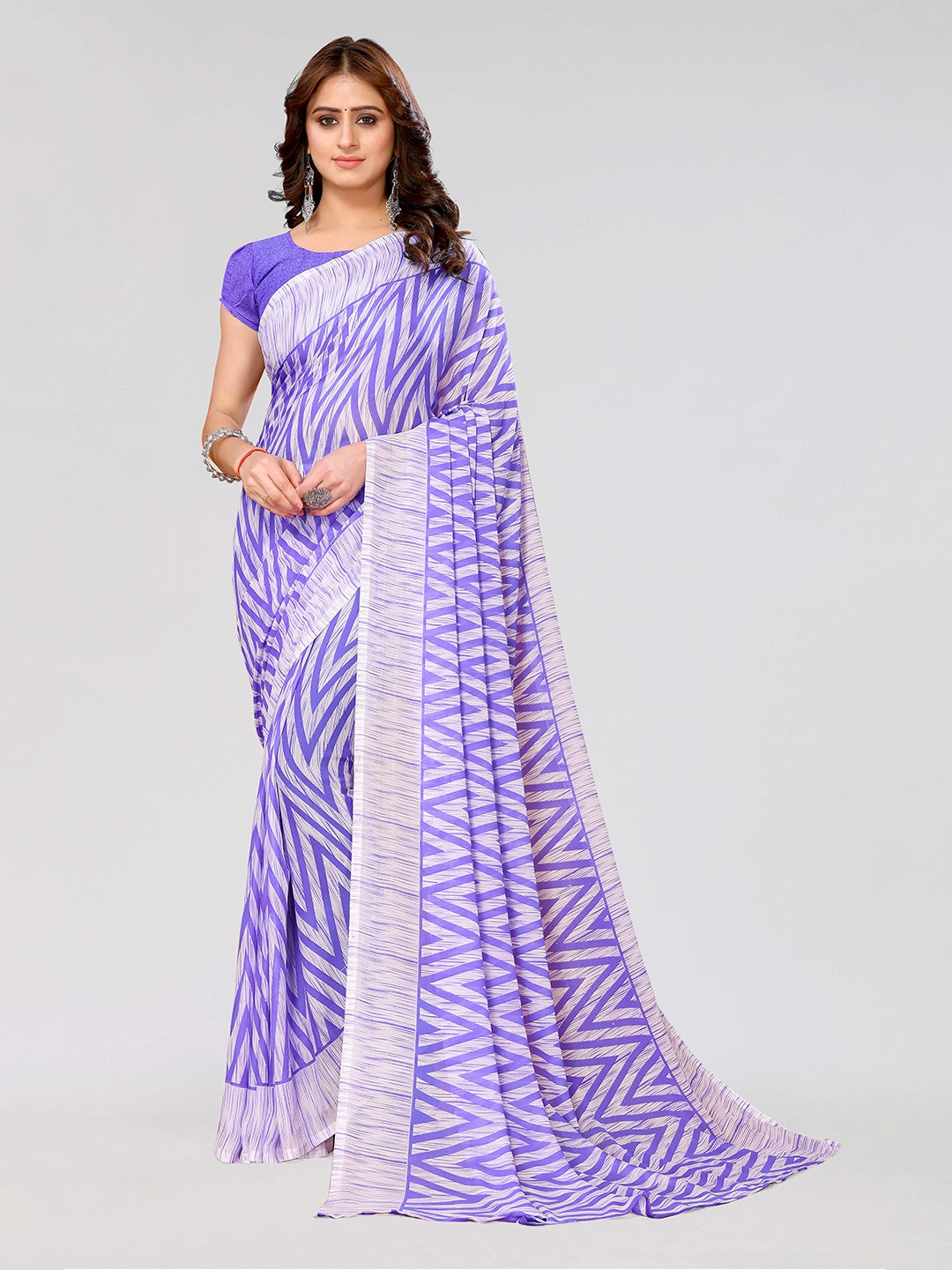 

KALINI Geometric Printed Saree, Violet