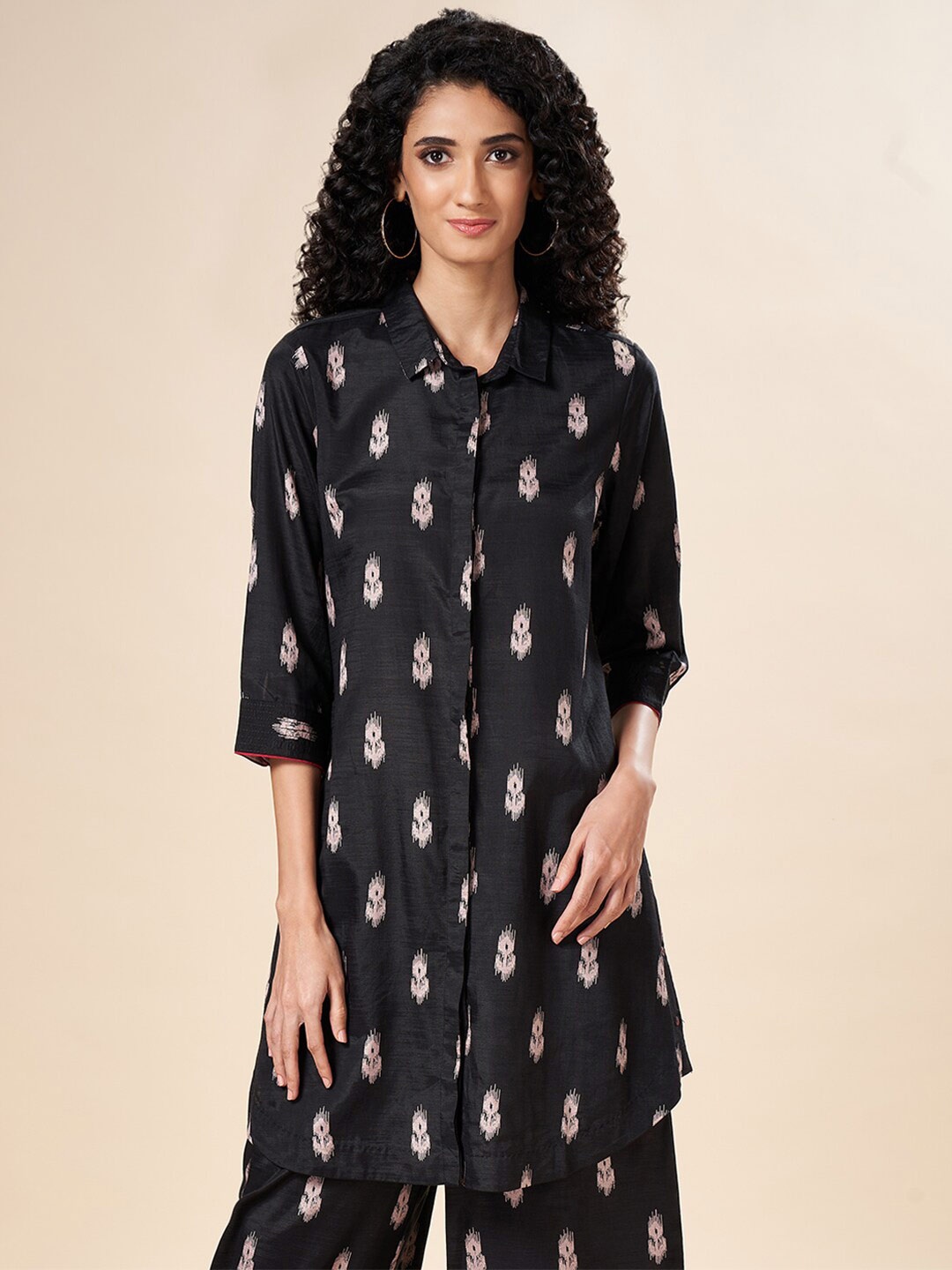 

Marigold Lane Ethnic Motifs Printed Kurti, Black