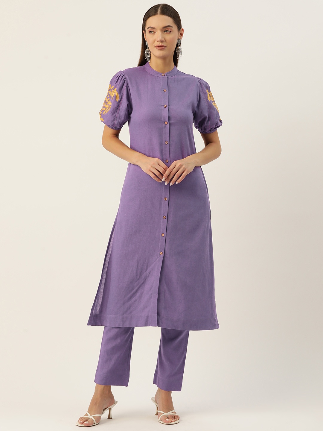 

MISRI Floral Embroidered Puff Sleeves Kurta with Trousers, Purple