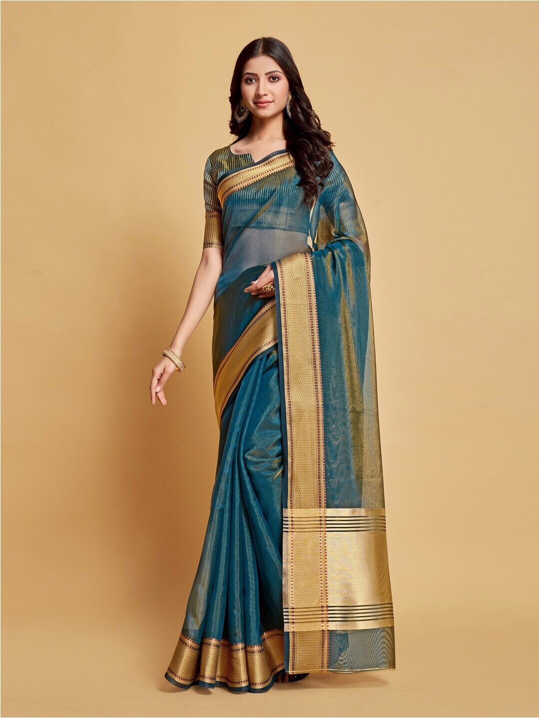 

MAGMINA Zari Detailed Pure Silk Kanjeevaram Saree, Blue