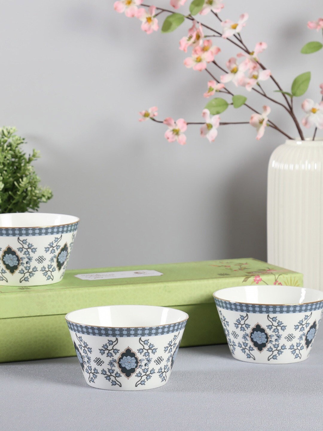 

India Circus White & Blue 3 Pieces Floral Printed Bone China Glossy Bowls