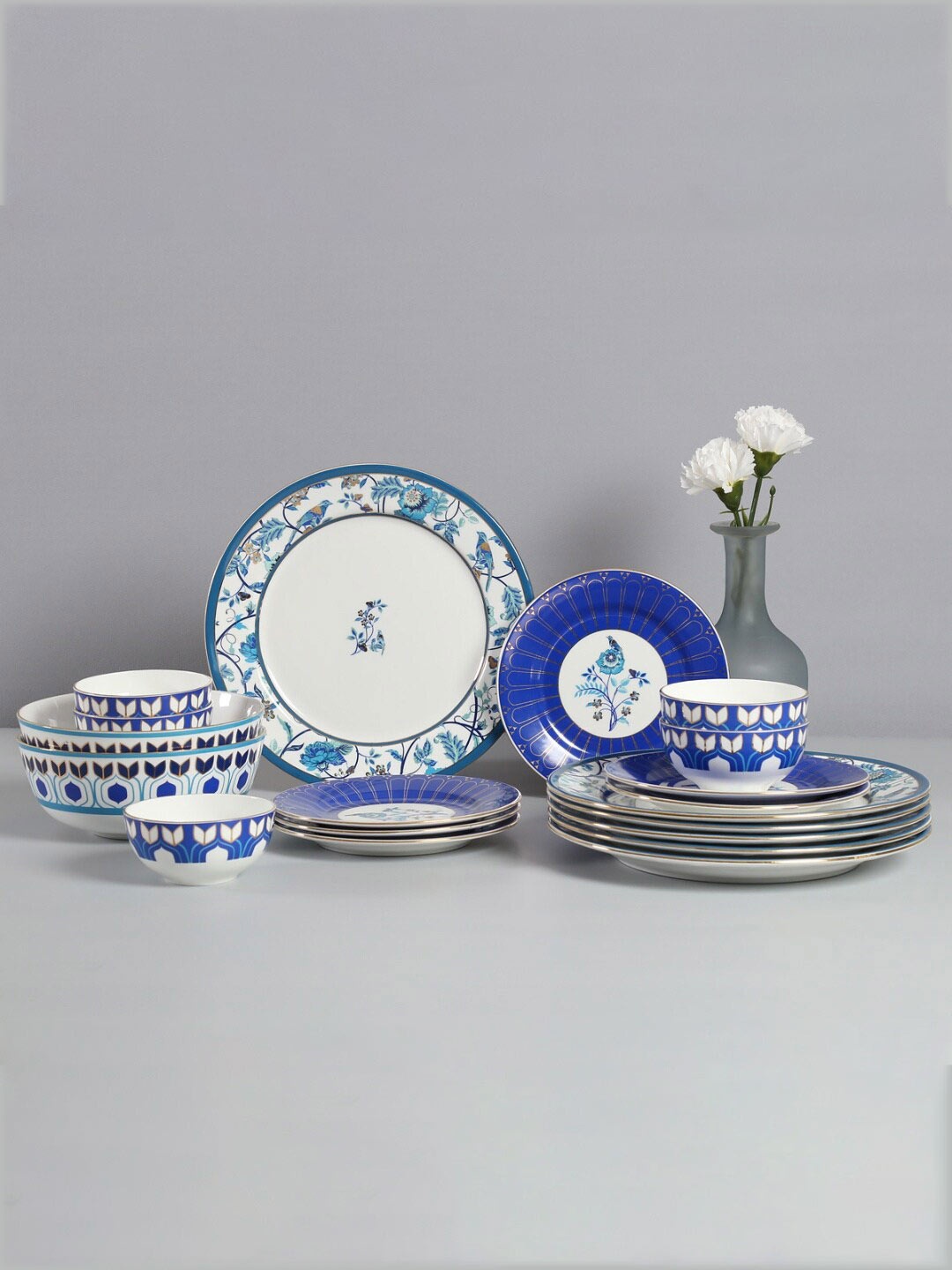 

India Circus White & Blue 20 Pieces Ethnic Motifs Printed Bone China Glossy Dinner Set