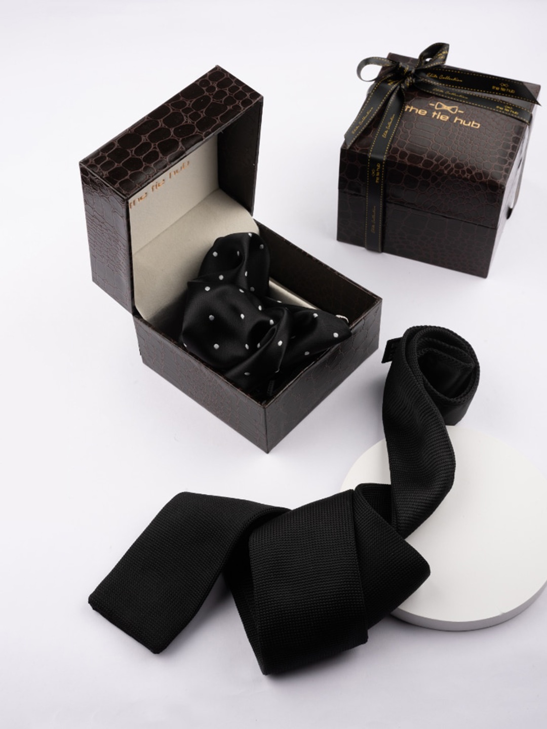 

The Tie Hub Printed Accessory Gift Set, Black