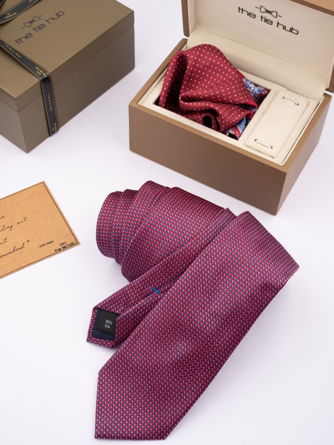 

The Tie Hub Men Printed Silk Necktie With Pocket Square, Burgundy