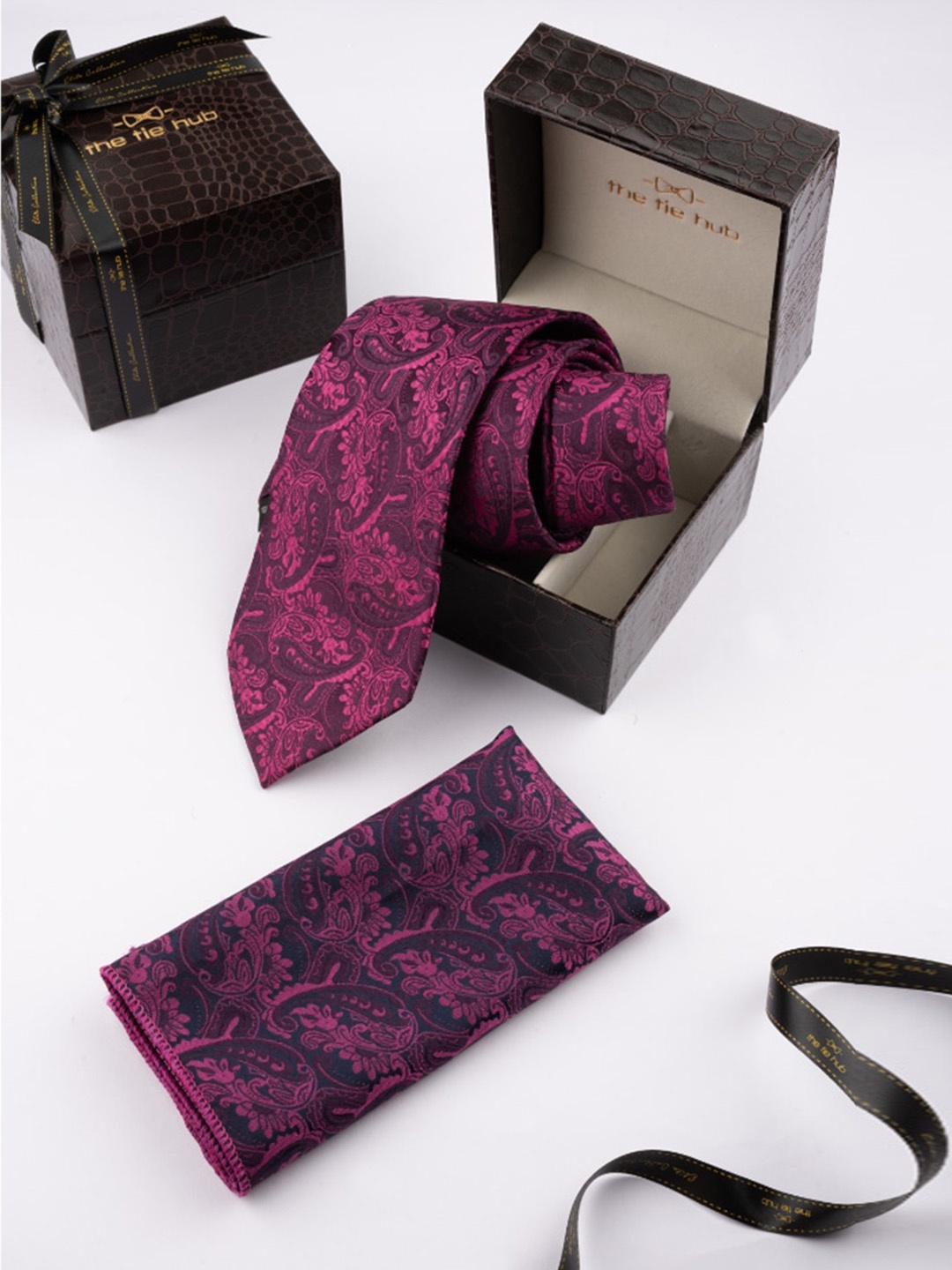 

The Tie Hub Men Printed Necktie & Pocket Square Accessory Gift Set, Purple