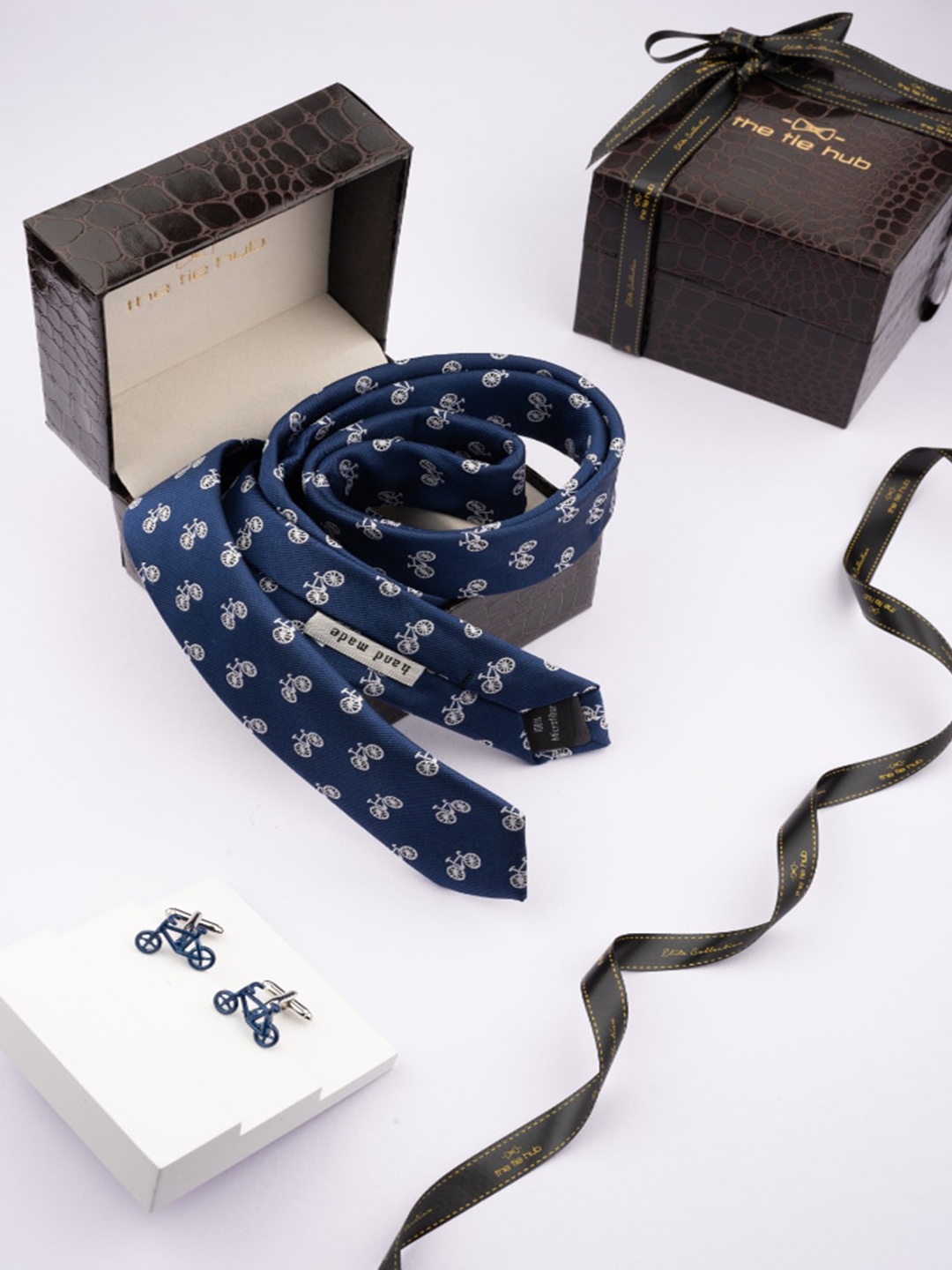 

The Tie Hub Printed Accessory Gift Set, Blue