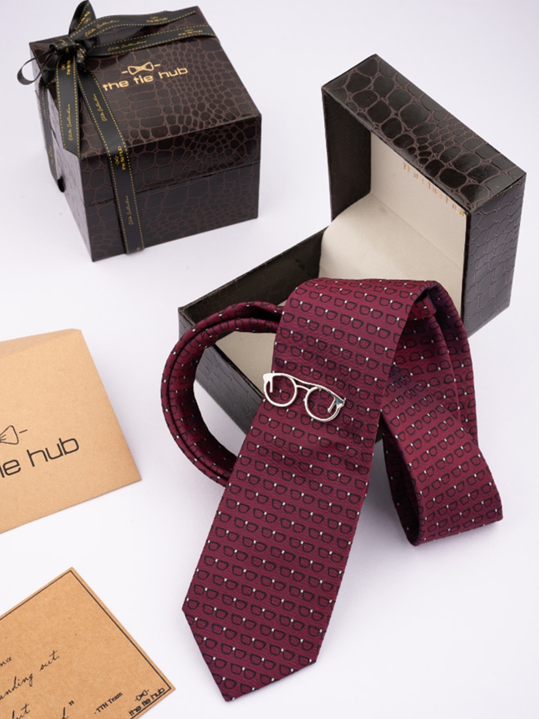 

The Tie Hub Men Printed Tie With Cufflink Accessory Gift Set, Burgundy