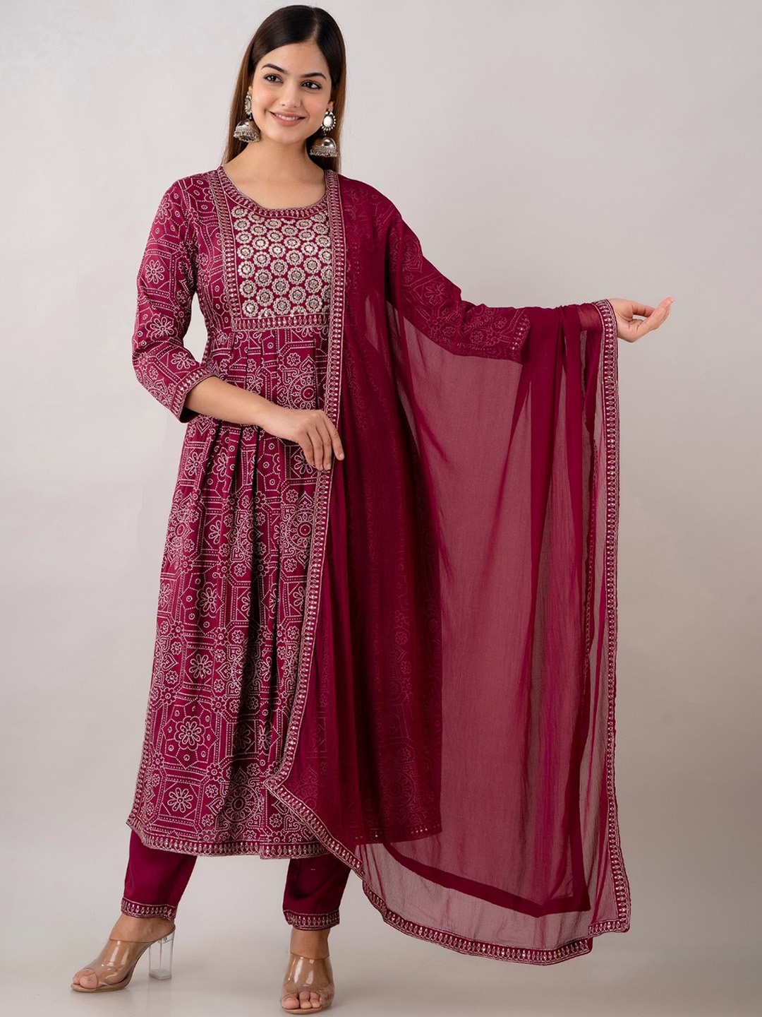 

Women Touch Floral Printed Regular Sequinned Kurta With Trousers & Dupatta, Burgundy