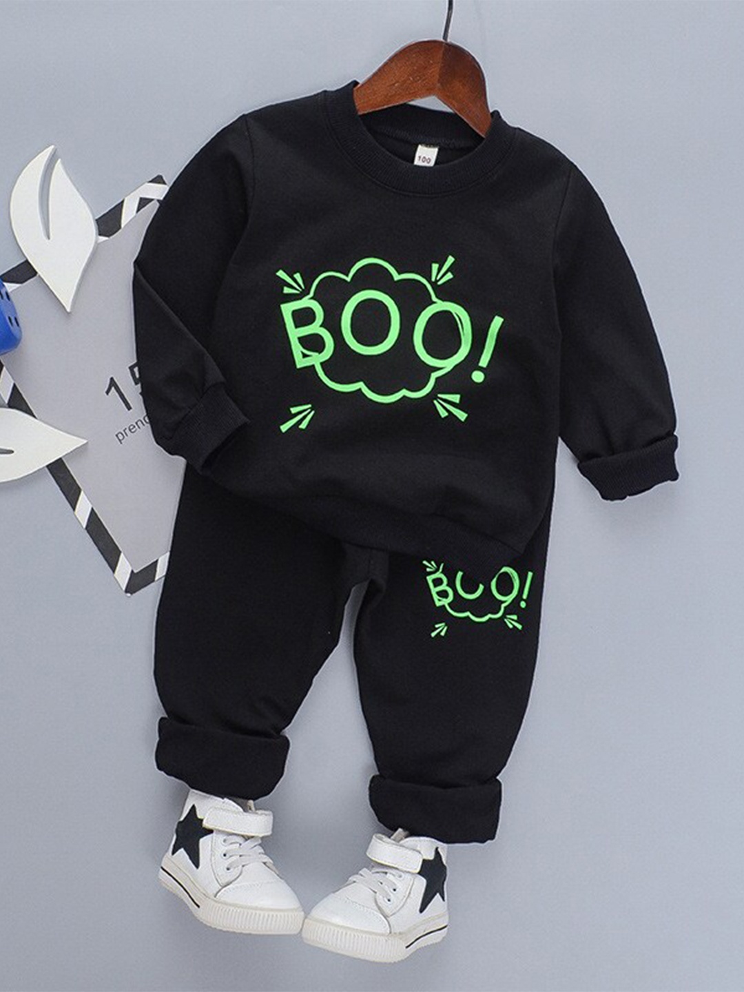 

Googo Gaaga Boys Typography Printed Pure Cotton T-shirt With Trousers, Black