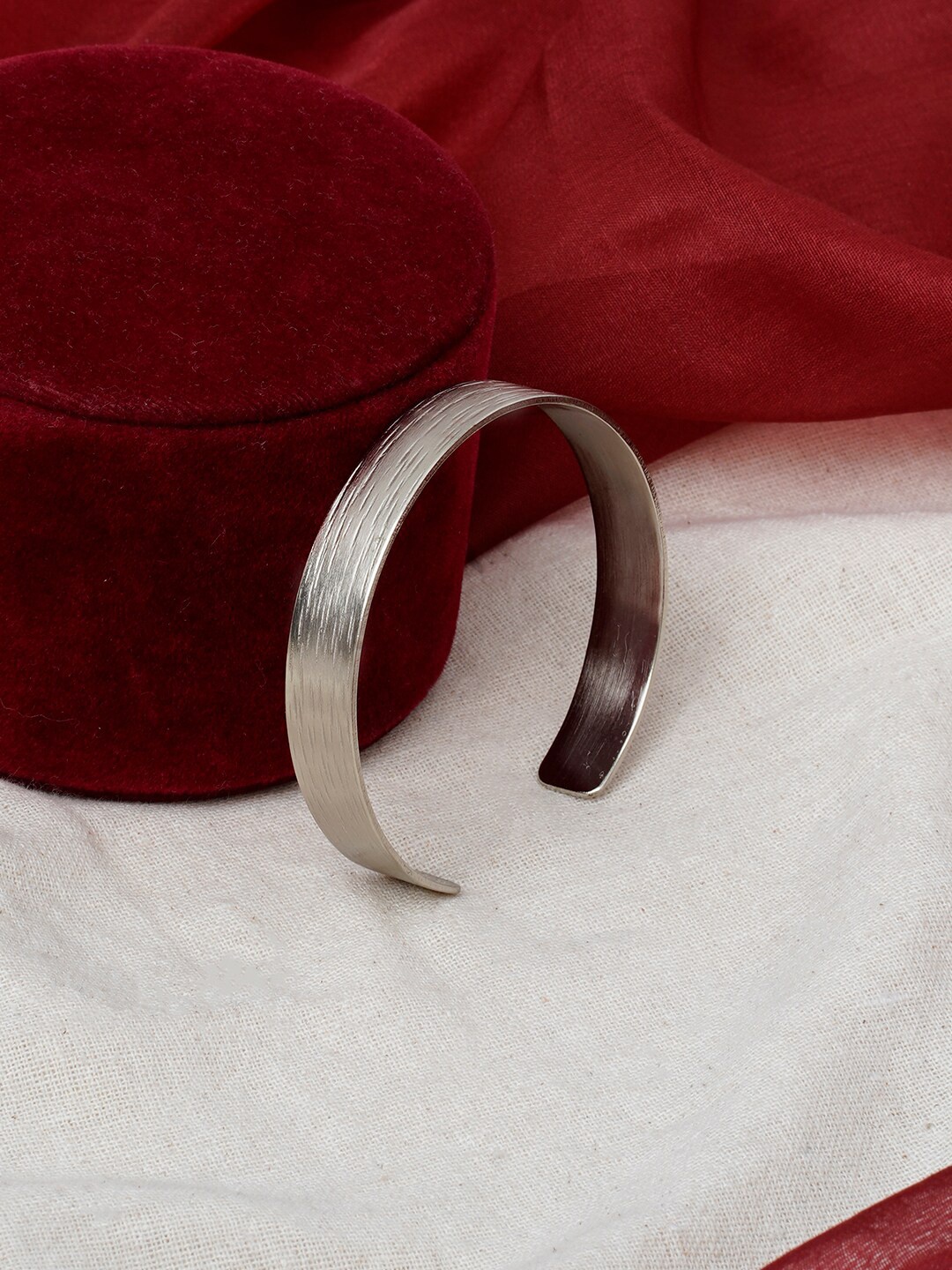 

TEEJH Oxidised Silver-Plated Cuff Bracelet