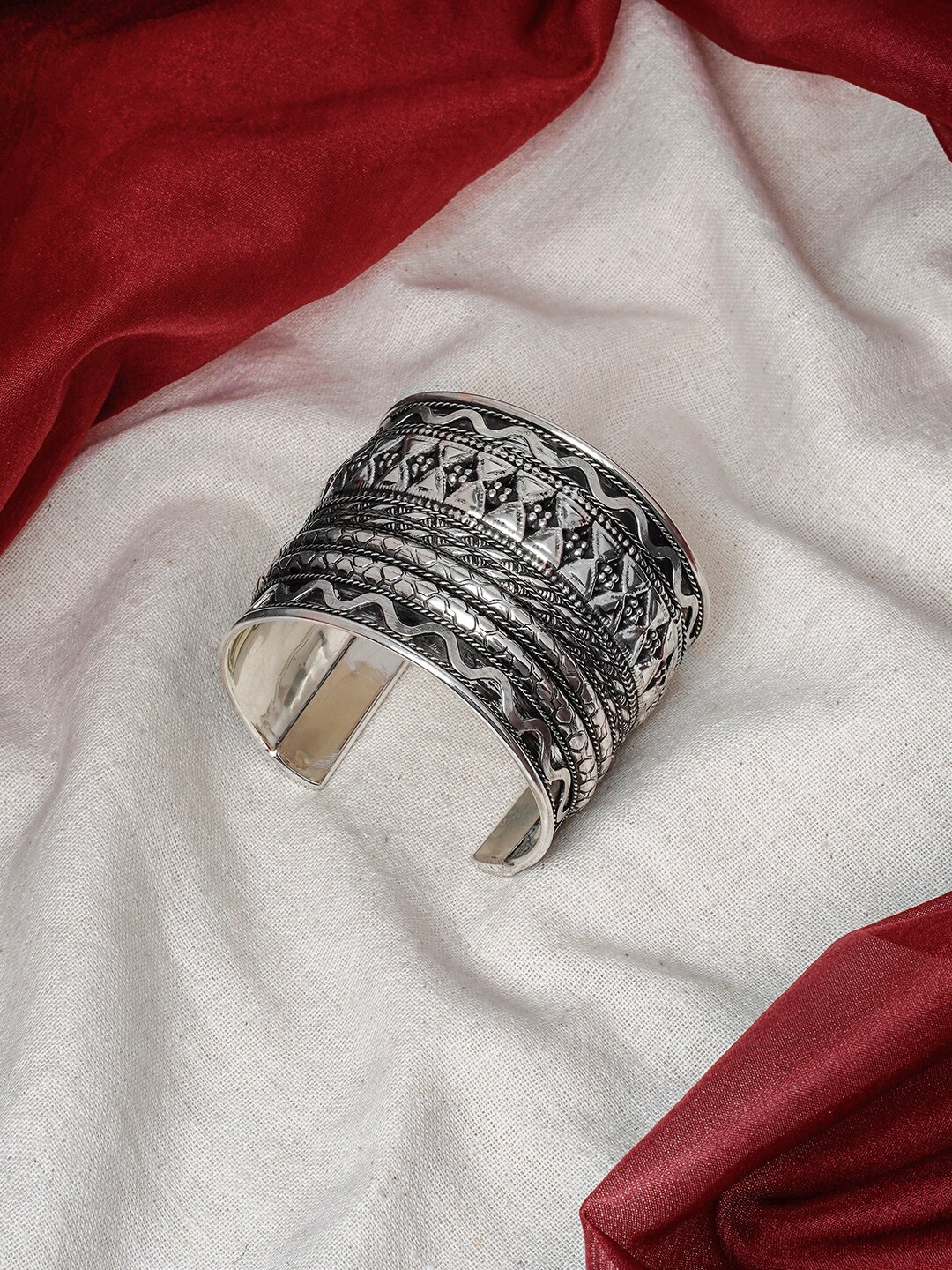 

TEEJH Silver Plated Oxidised Cuff Bracelet