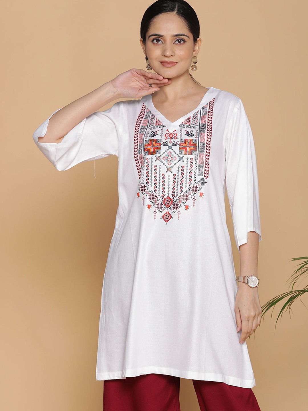 

LetsDressUp Ethnic Motifs Printed V-Neck A-Line Kurta, White
