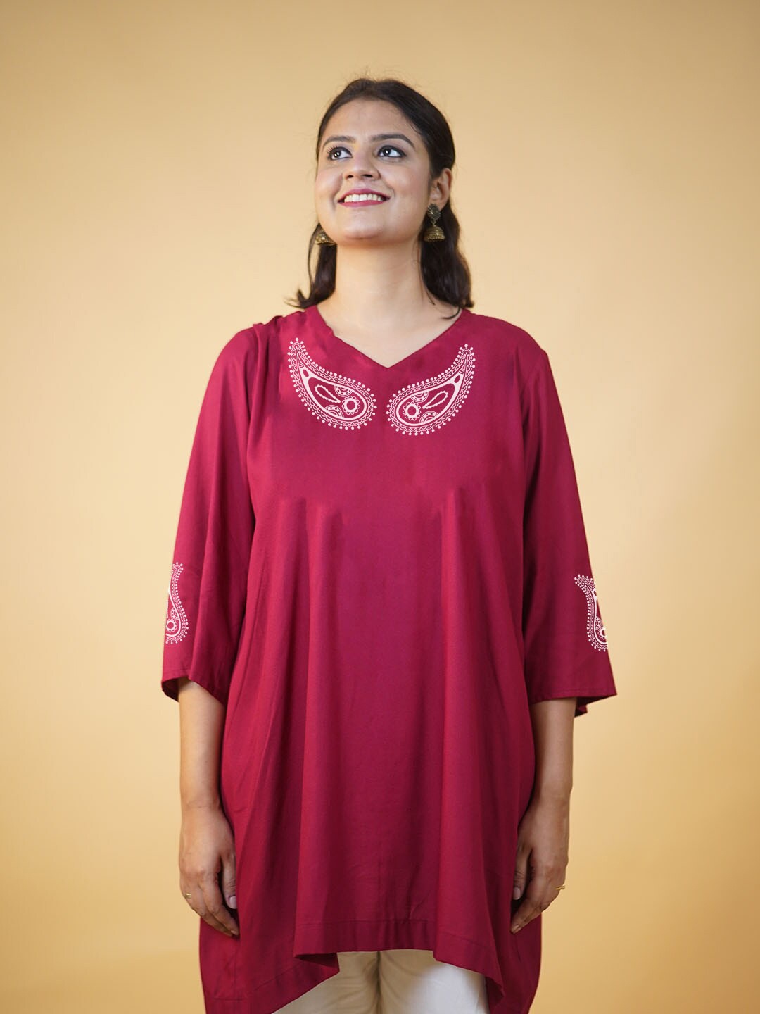 

LetsDressUp Paisley Printed V-Neck Kurti, Maroon