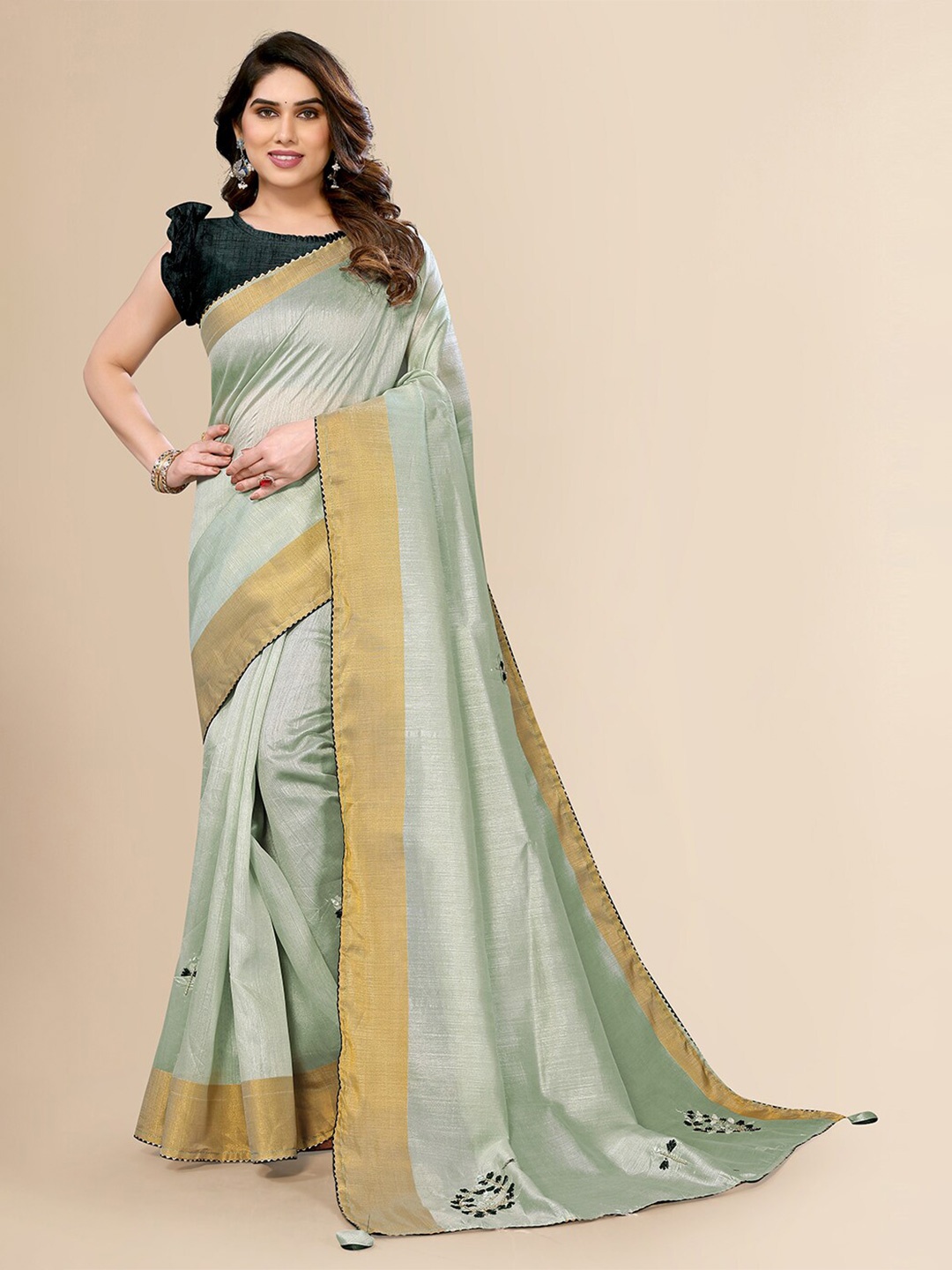 

FABMORA Zari Detailed Saree, Lime green