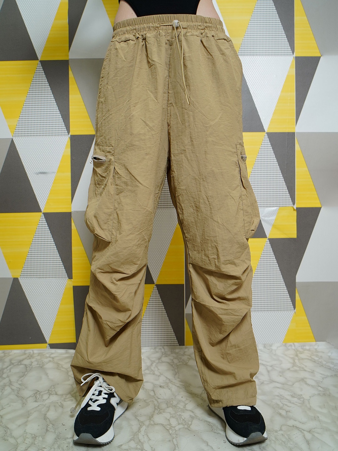 

StyleAsh Women Relaxed High-Rise Cargos Trousers, Beige