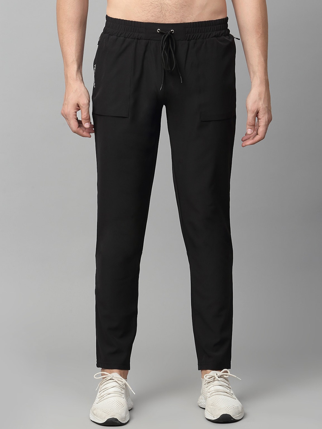 

JUMP USA Men Mid-Rise Track Pants, Black