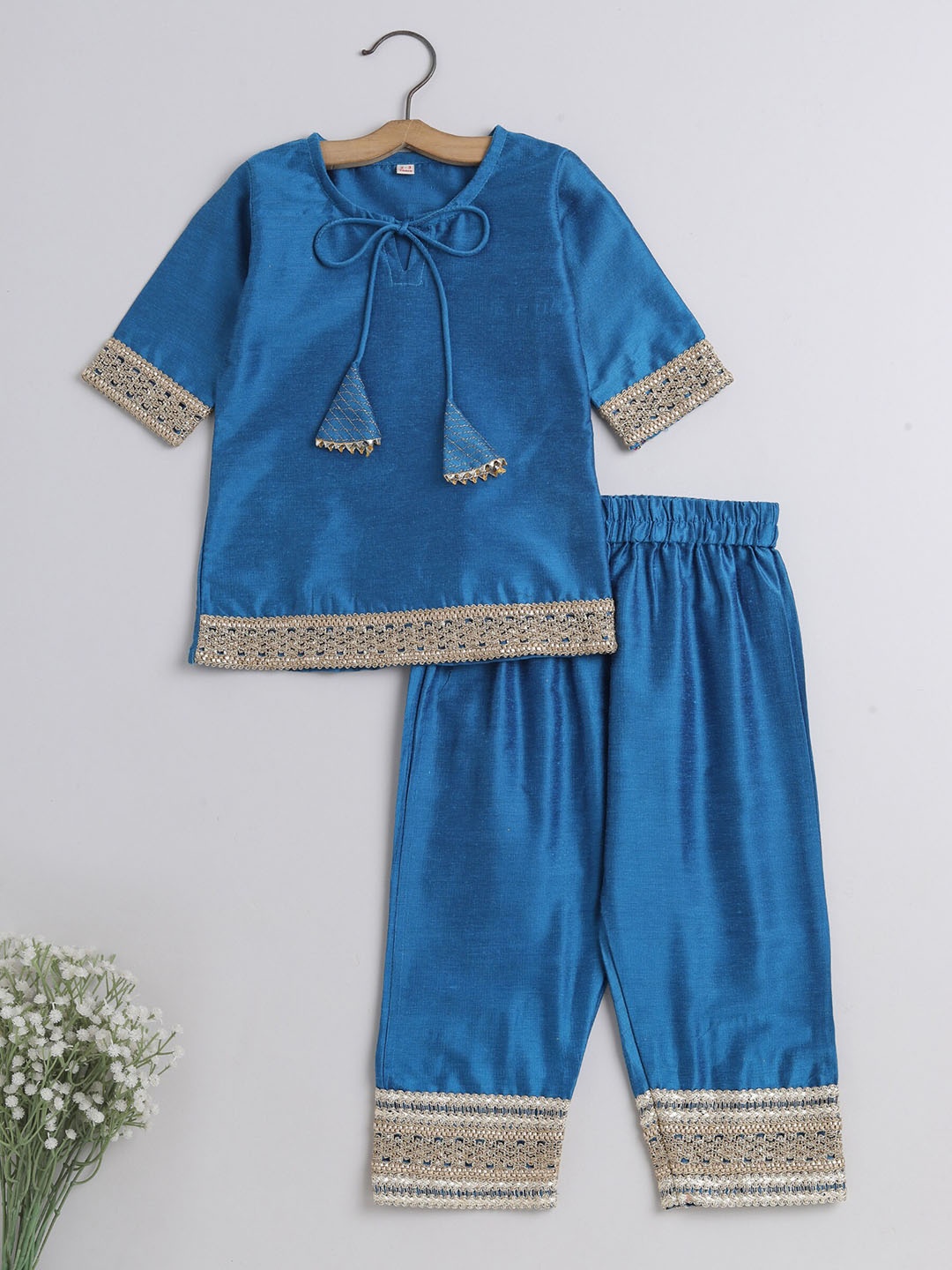 

The Magic Wand Girls Keyhole Neck Regular Gotta Patti Kurta with Pyjamas, Blue