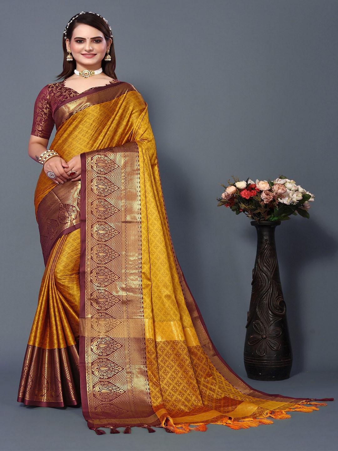 

APNISHA Ethnic Motifs Woven Design Zari Silk Cotton Banarasi Saree, Brown