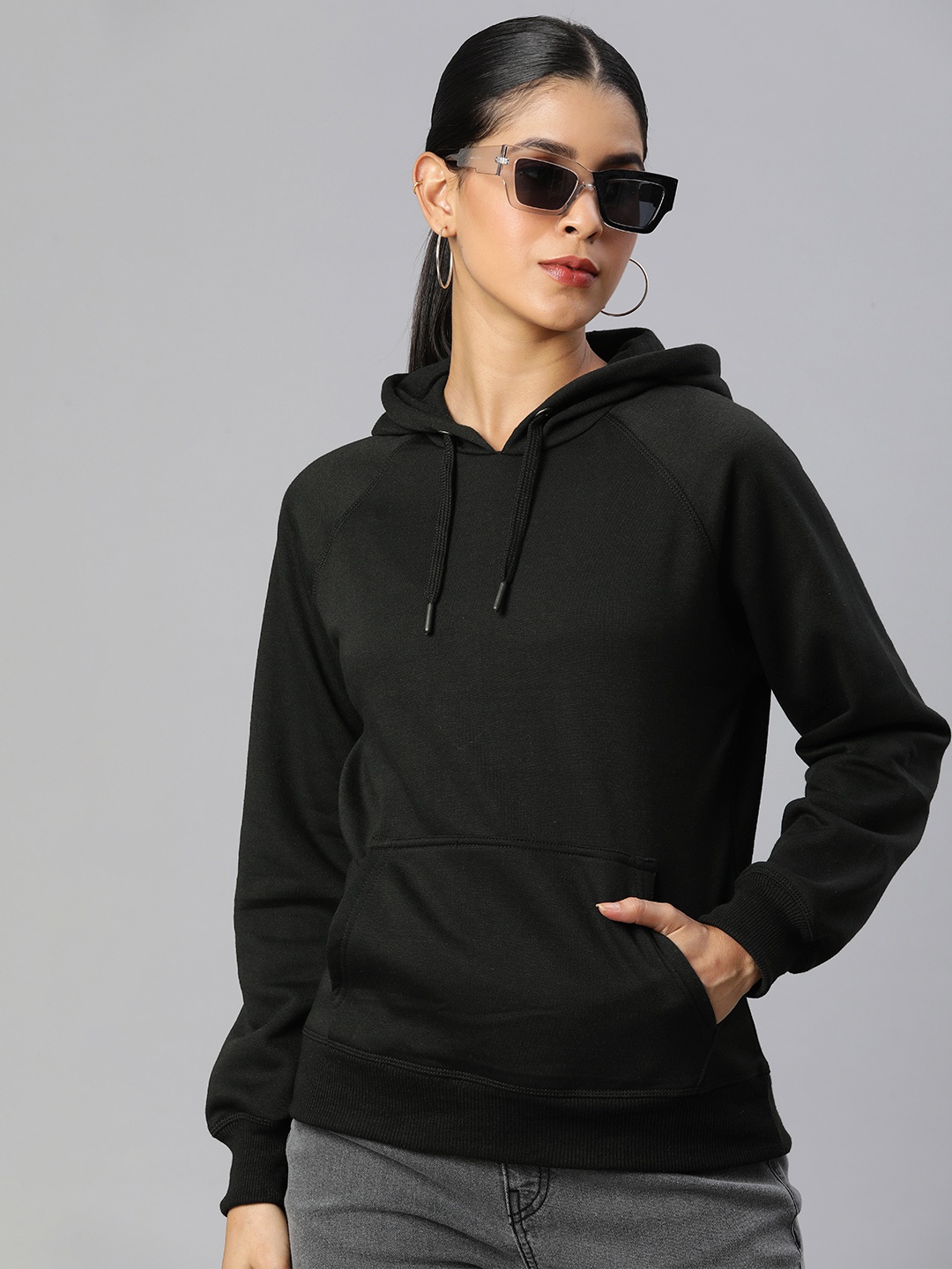 

ADBUCKS Hooded Sweatshirt, Black