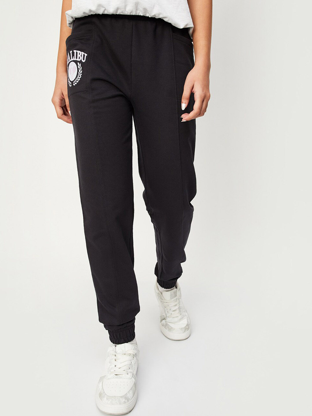 

max Girls Mid Rise Joggers, Grey