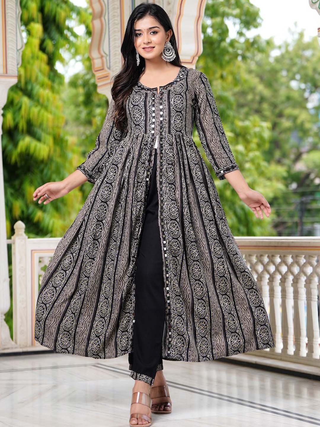 

Hatheli Floral Printed Mirror Work Anarkali Kurta, Black