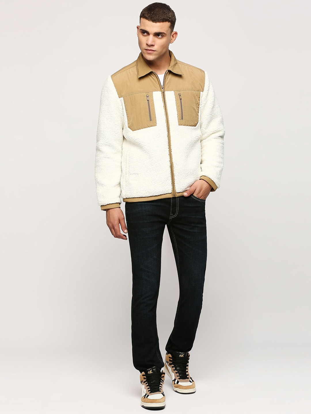 

Pepe Jeans Colourblocked Jackpot Fit Tailored Jacket, White