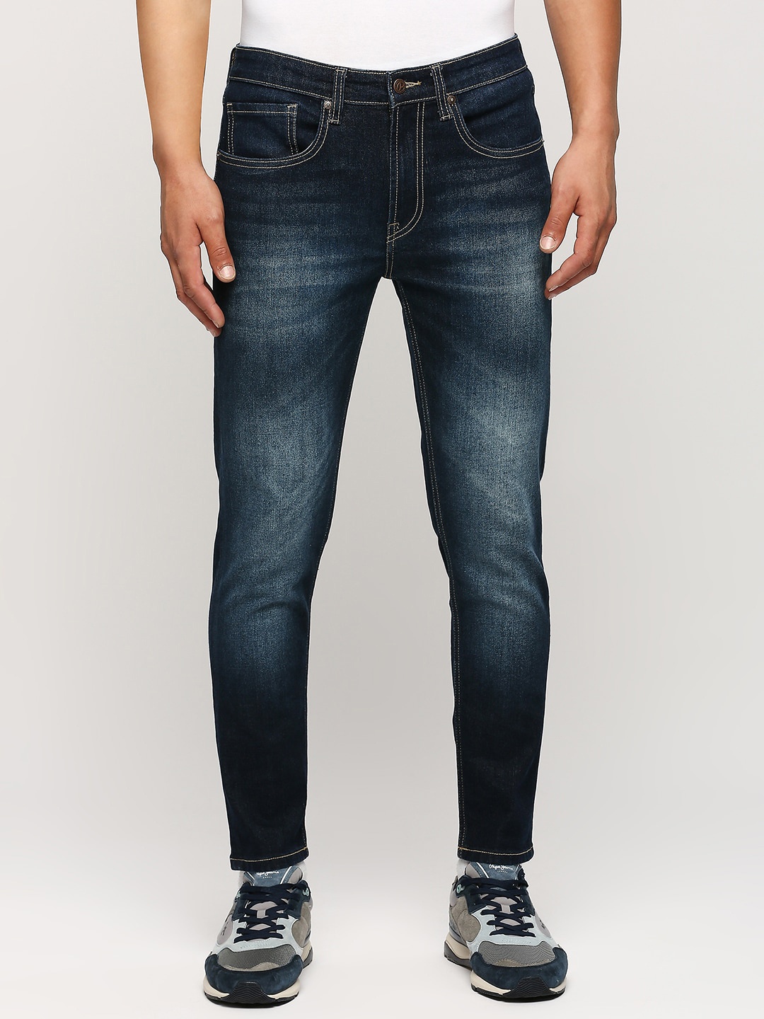 

Pepe Jeans Men Skinny Fit Mid Rise Heavy Fade Clean Look Stretchable Jeans, Blue