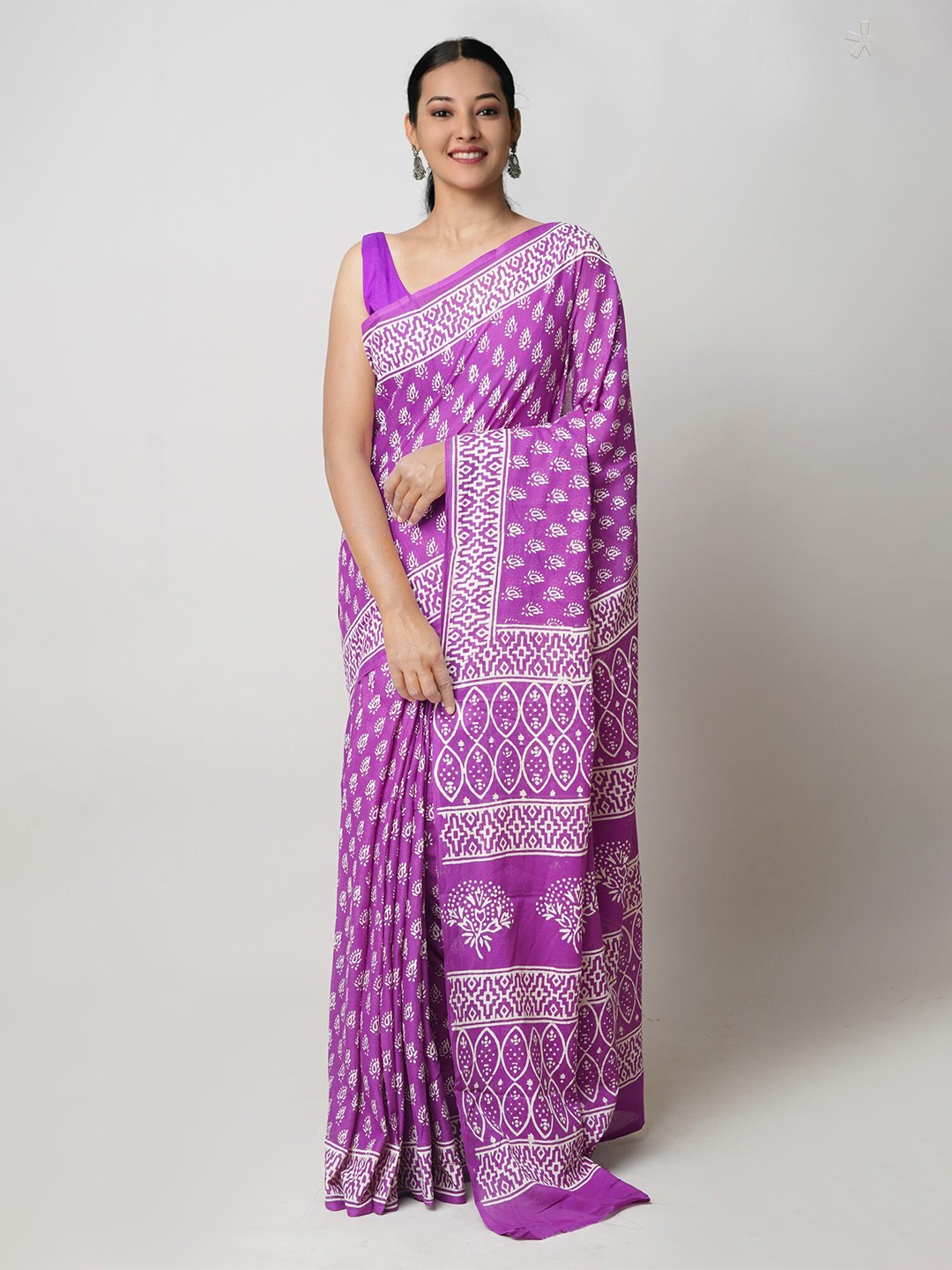 

Unnati Silks Ethnic Motifs Pure Cotton Handloom Block Print Saree, Purple