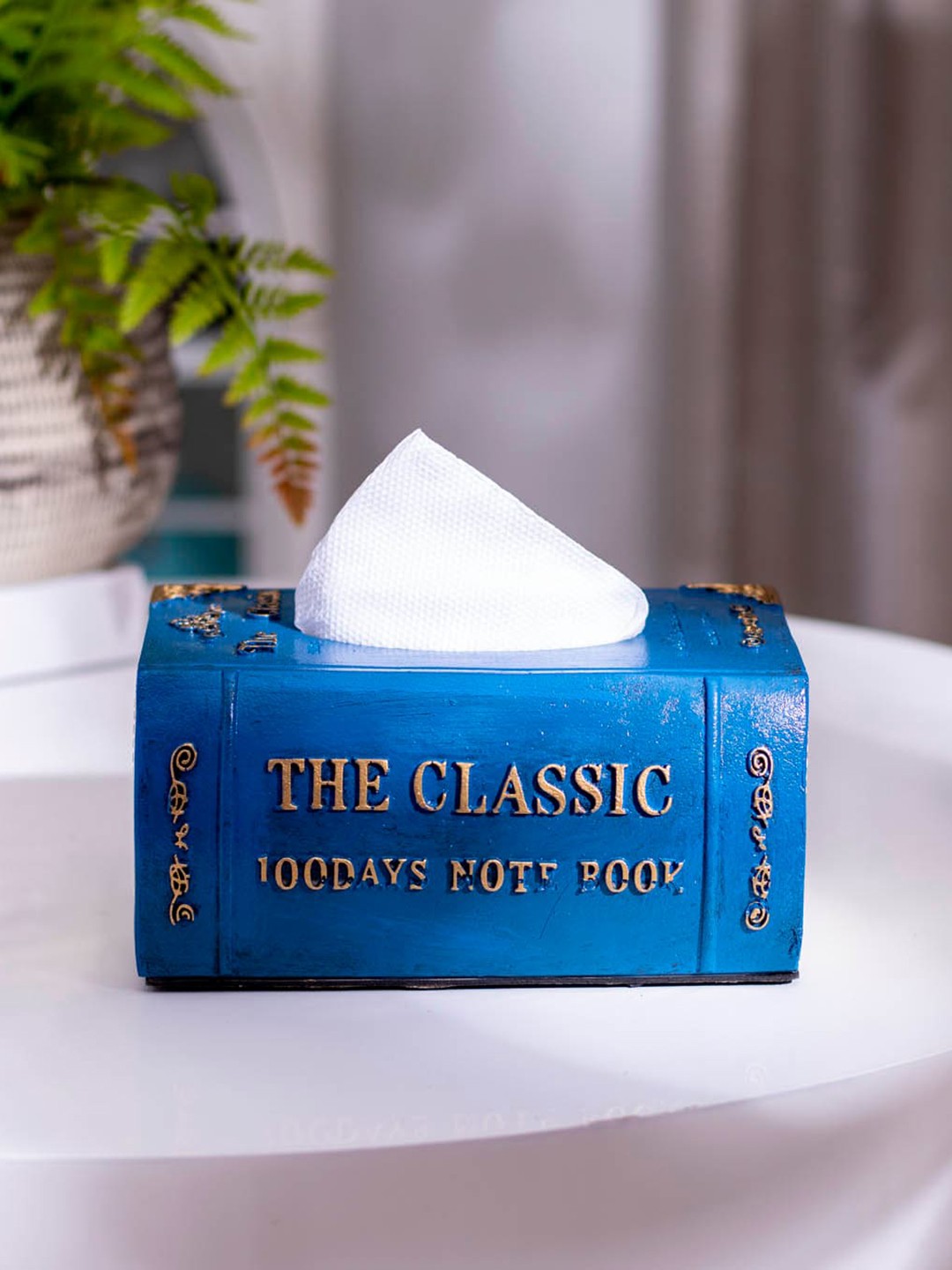 

THEDECORKART Blue Ceramic Showpiece