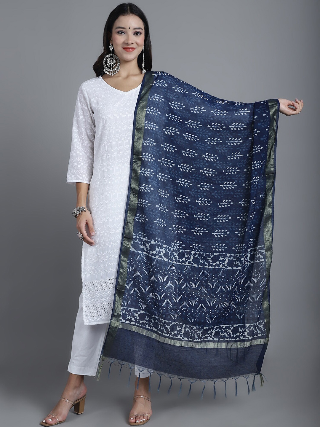 

LOOM LEGACY Handblock Printed Chanderi Dupatta, Navy blue