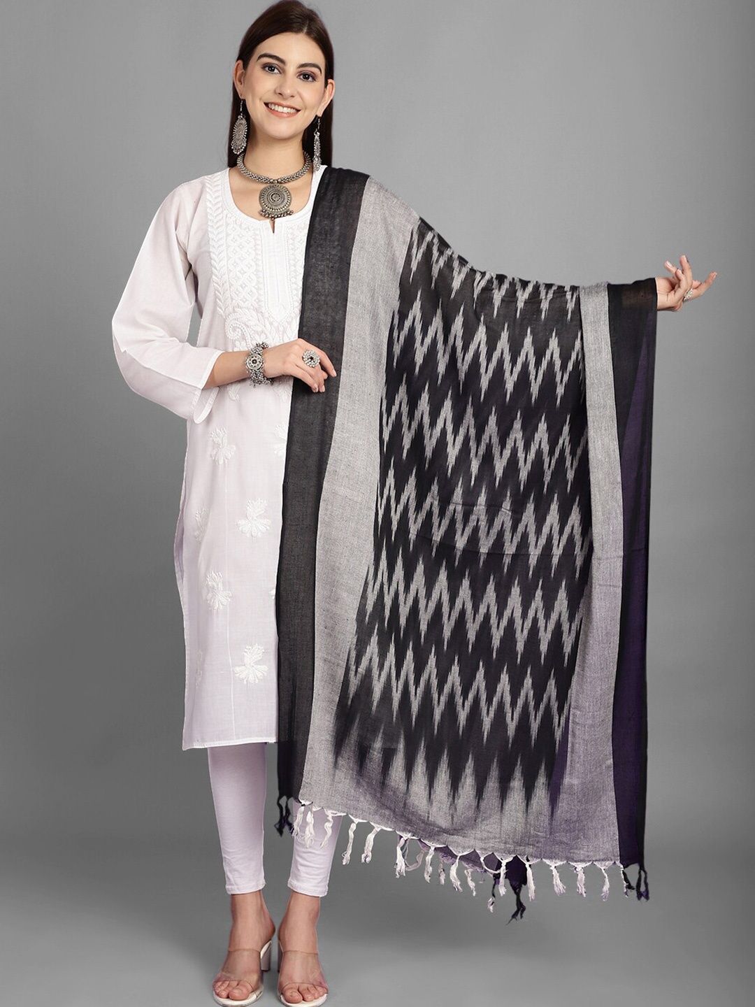 

LOOM LEGACY Chevron Printed Cotton Silk Dupatta, Black