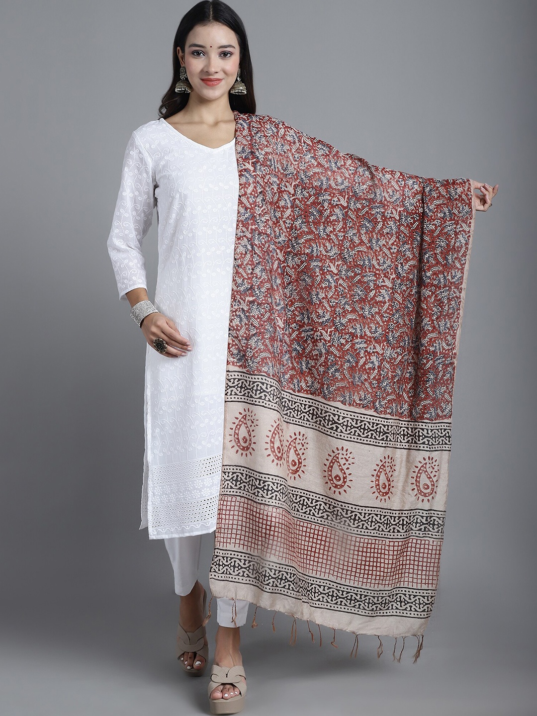 

LOOM LEGACY Ethnic Motifs Printed Linen Dupatta, White