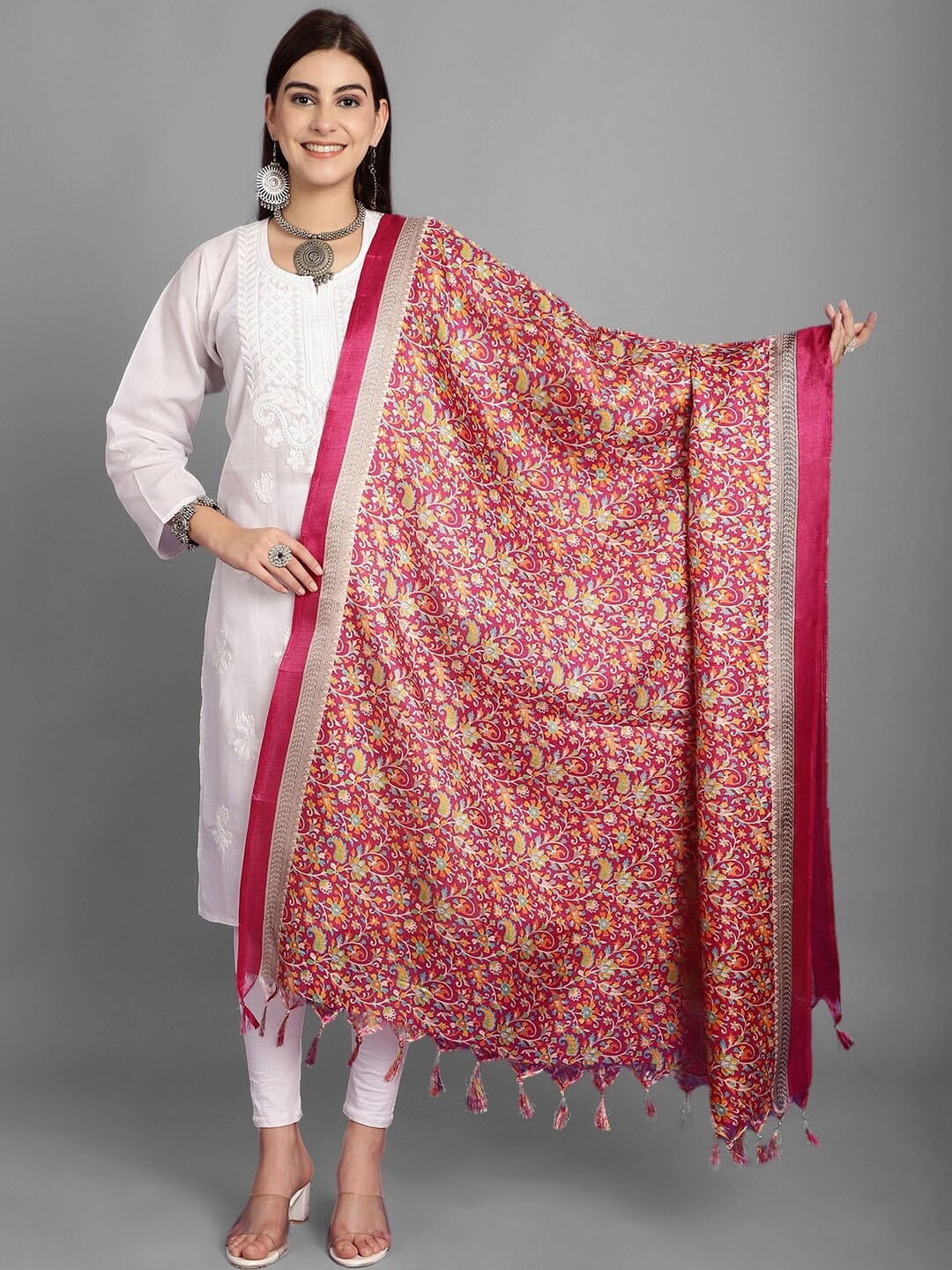 

LOOM LEGACY Kalamkari Printed Art Silk Dupatta, Magenta