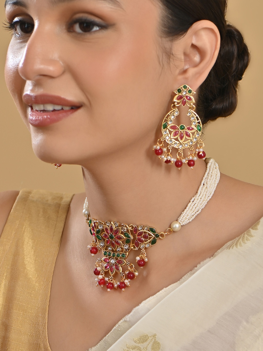 

Fida Gold-Plated Stone-Studded & Beaded Jewellery Set