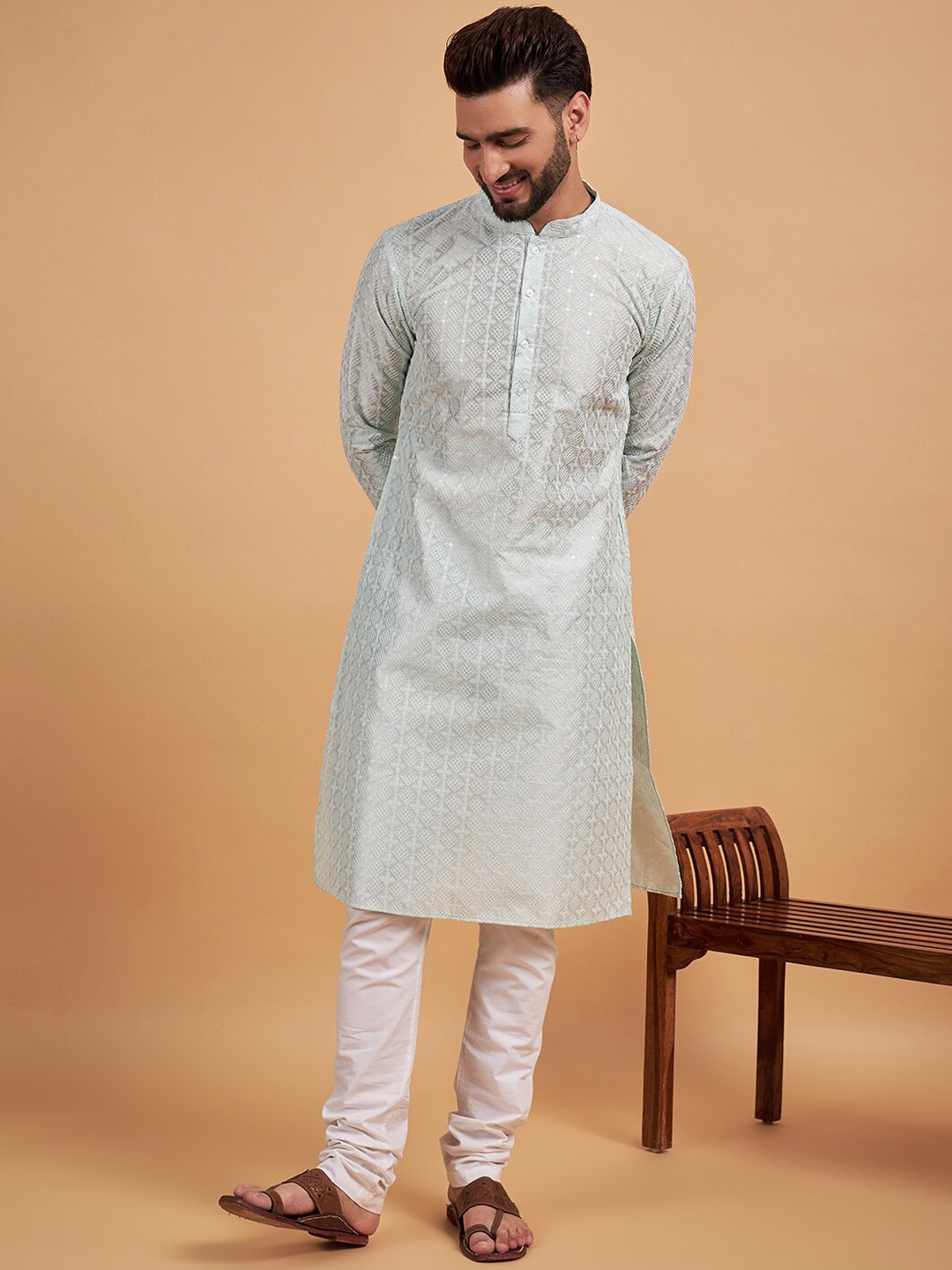 

Inddus Green Ethnic Motif Embroidered Chikankari Straight Kurta