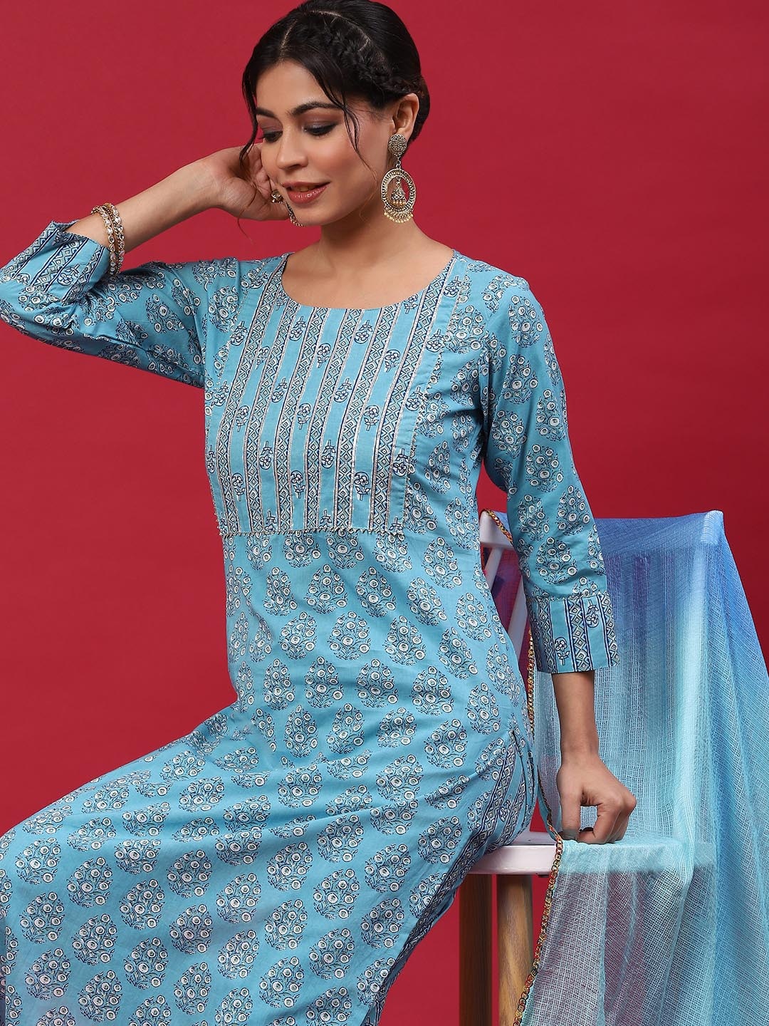 

Anouk Blue Ethnic Motifs Printed Gotta Patti Pure Cotton Straight Kurta Set