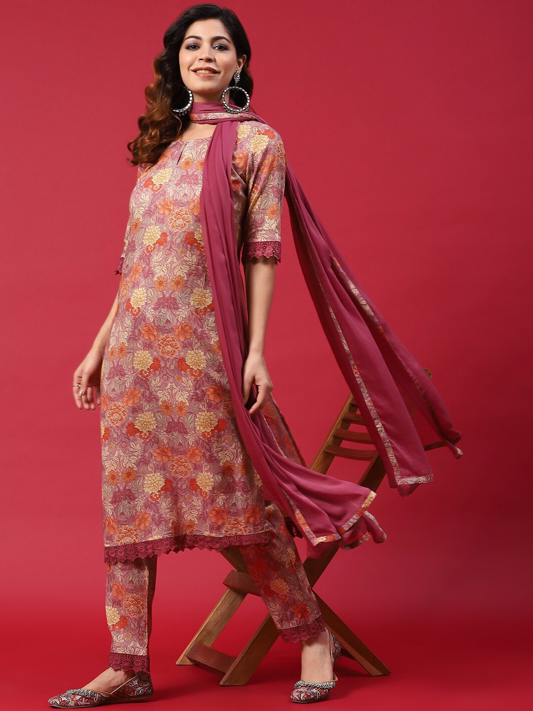 

Anouk Mauve Floral Printed Pure Cotton Straight Kurta & Trousers With Dupatta