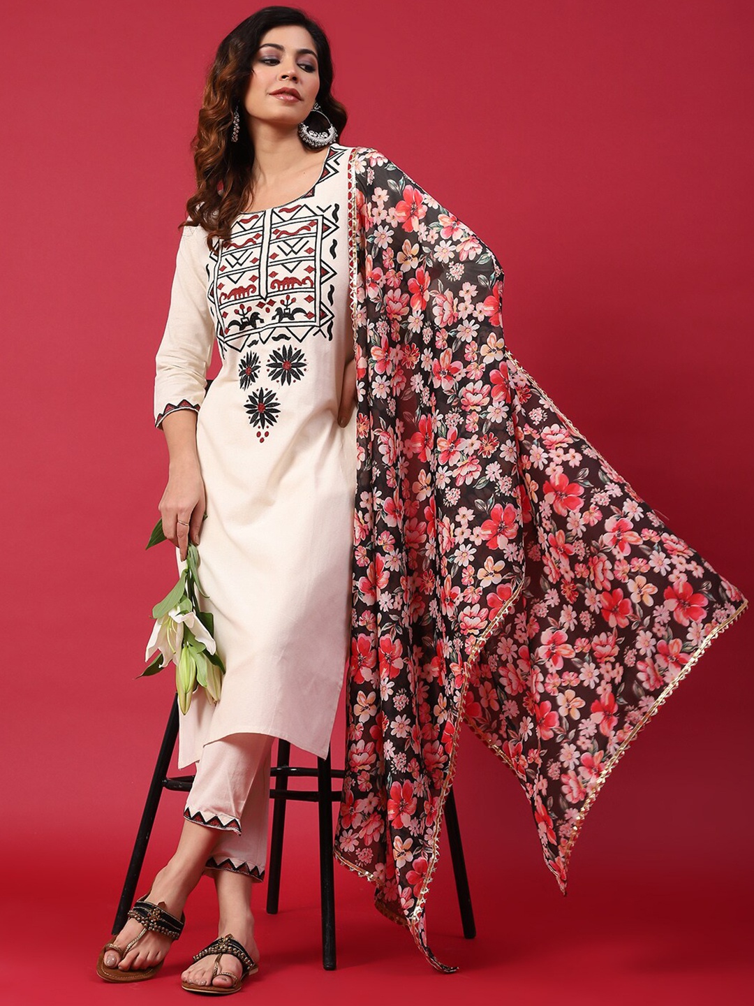 

Anouk White Ethnic Motifs Yoke Design Pure Cotton Kurta with Trousers & Dupatta, Off white