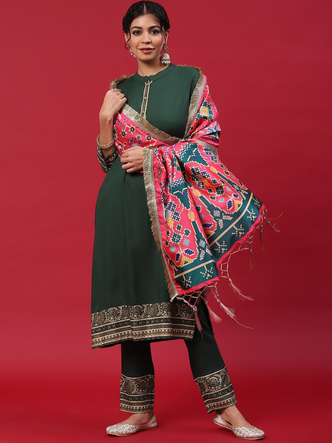 

Anouk Ethnic Motifs Yoke Design Kurta with Trousers & Dupatta, Green
