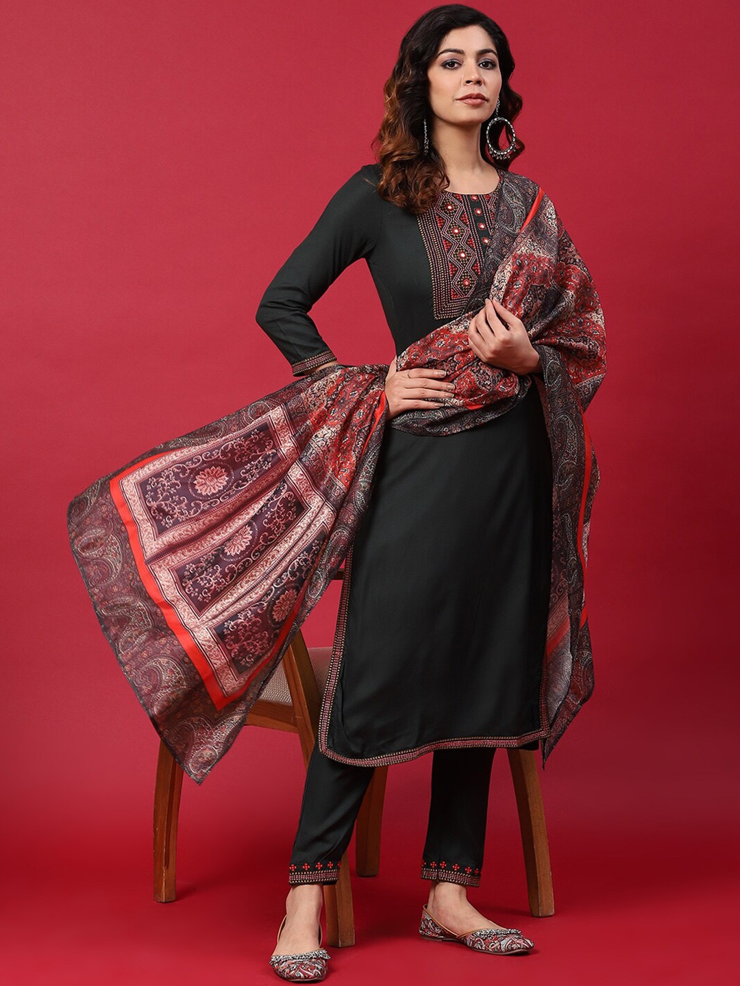 

Anouk Green Ethnic Motifs Yoke Design Regular Mirror Work Kurta With Trousers & Dupatta
