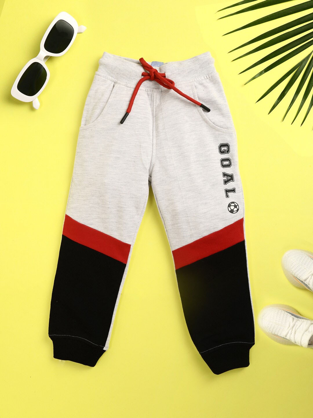 

V-Mart Boys Printed Cotton Lounge Joggers, Peach